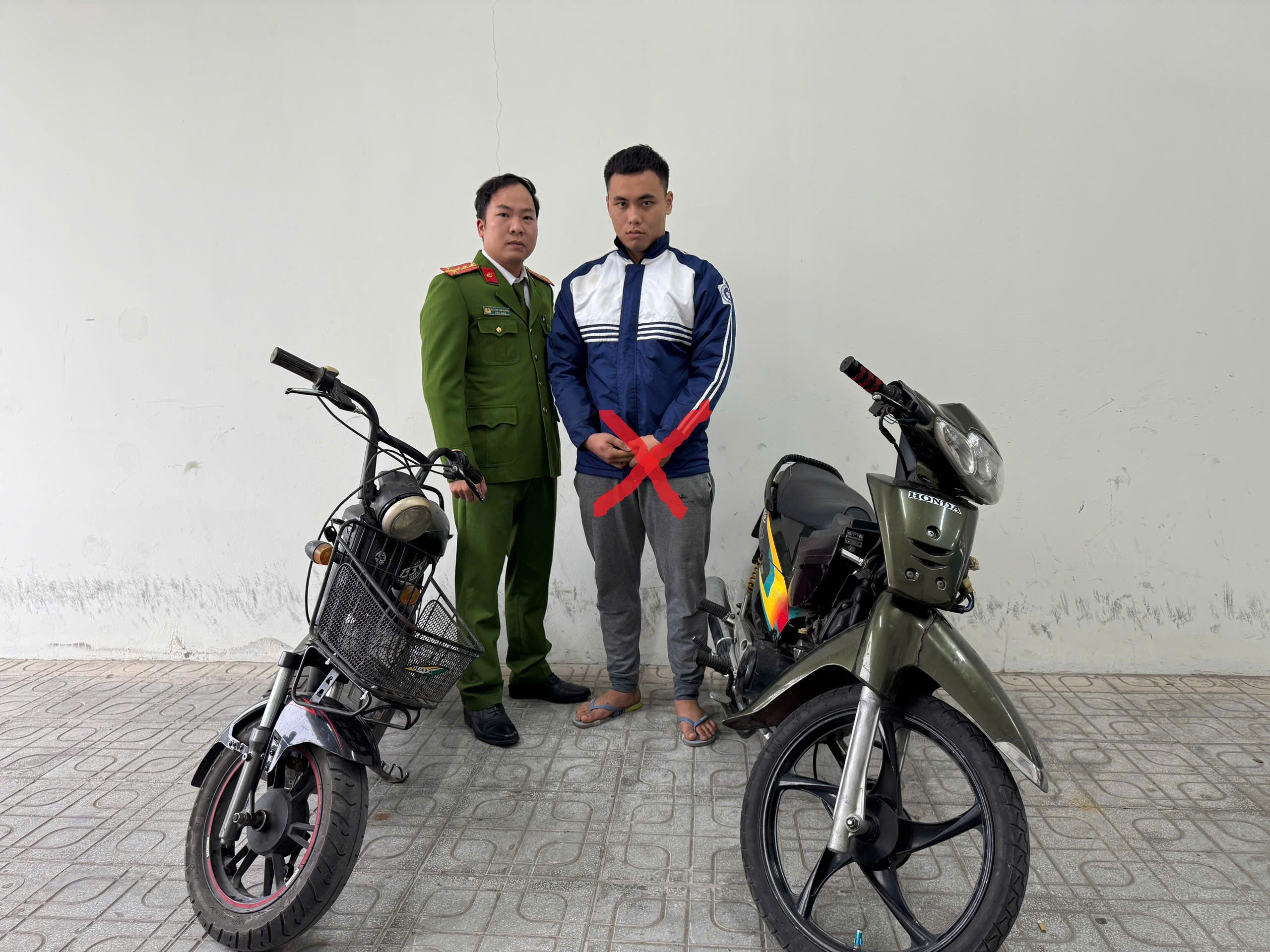 Khởi tố đối tượng gây ra 02 vụ trộm cắp tài sản trên địa bàn phường Lê Thanh Nghị